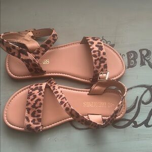 Dream Pairs Leopard Print Sandals